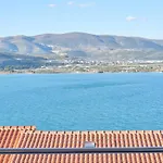Queen's Mastrinka By Litto Apartman