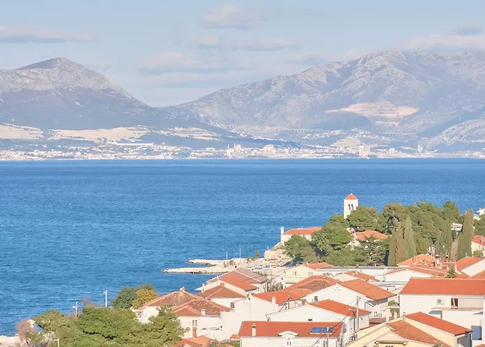 Daire Queen's Mastrinka By Litto Trogir