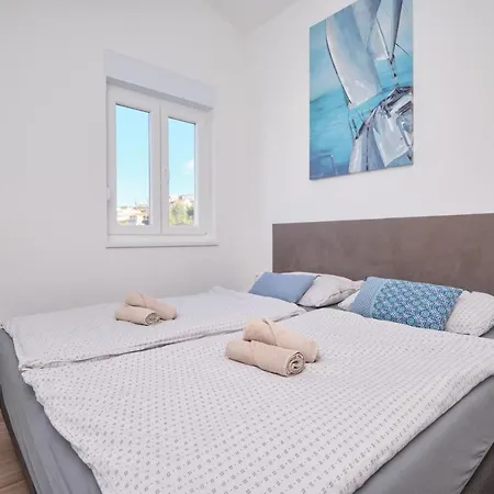 Apartman Queen's Mastrinka By Litto