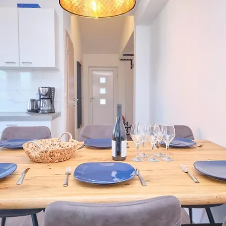 Apartman Queen's Mastrinka By Litto