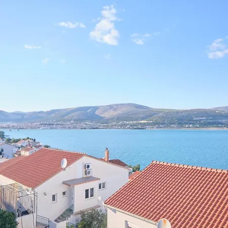 Queen's Mastrinka By Litto Apartman Trogir