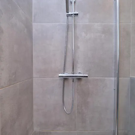 Apartman Queen's Mastrinka By Litto