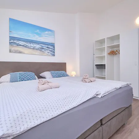 Apartman Queen's Mastrinka By Litto *