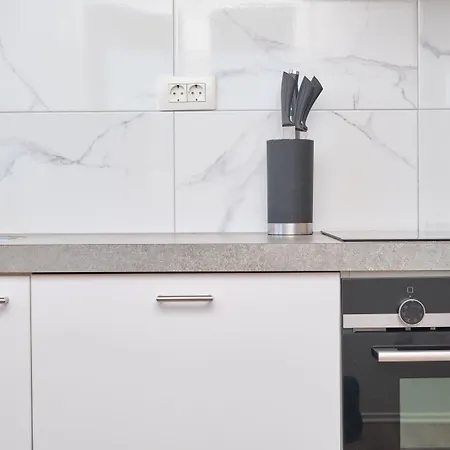 Queen's Mastrinka By Litto Apartman Trogir