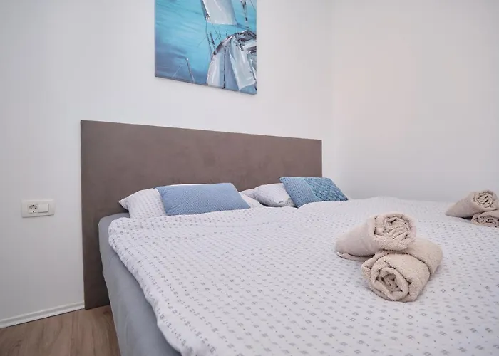 Queen's Mastrinka By Litto Apartmán Trogir