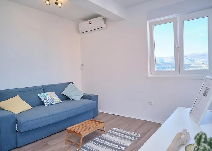 Queen's Mastrinka By Litto Appartement