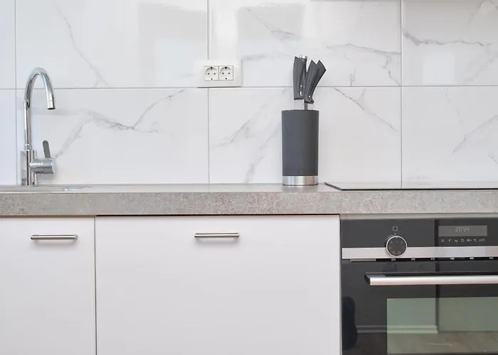 Queen's Mastrinka By Litto Appartement *