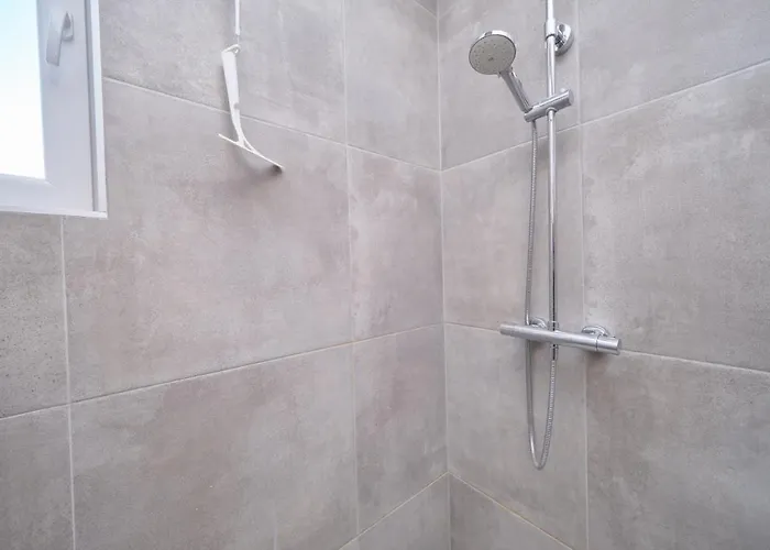 Queen's Mastrinka By Litto Appartement