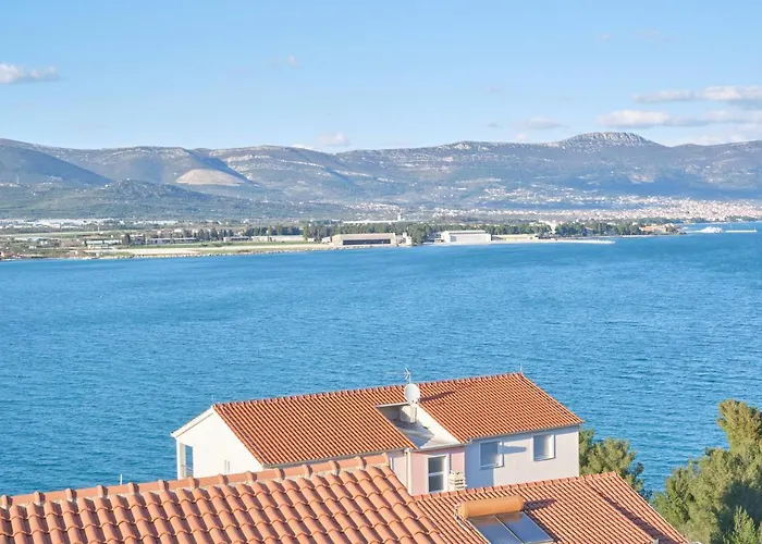 Queen's Mastrinka By Litto Appartement Trogir